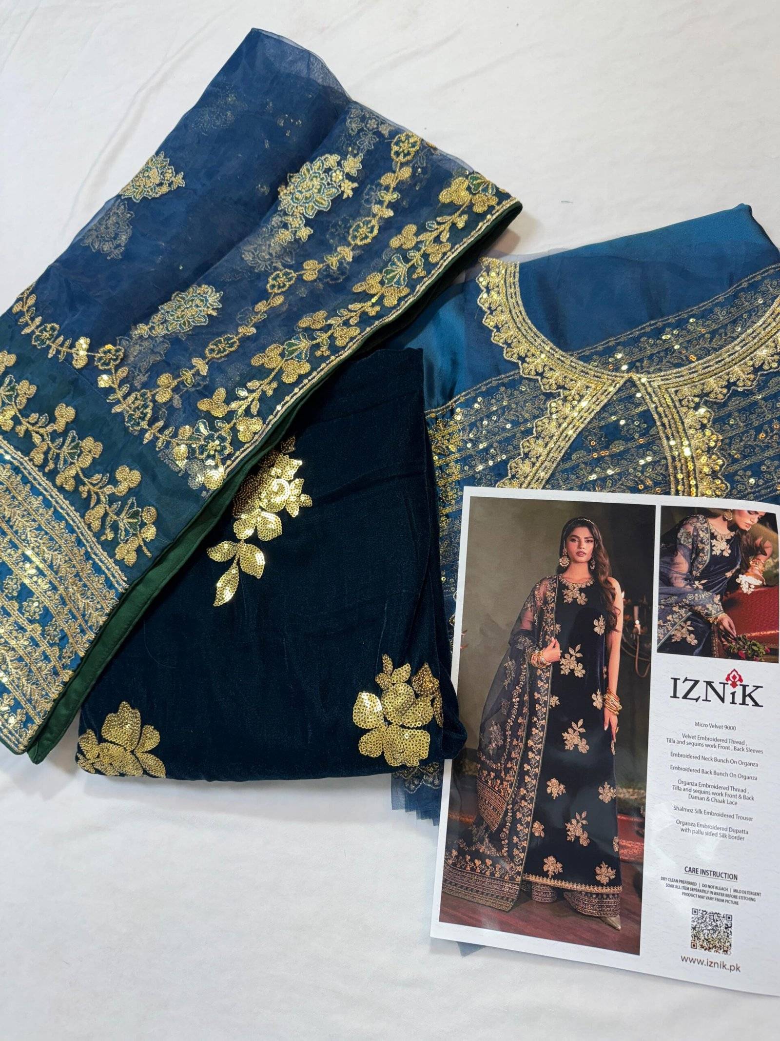 IZNIK TEAL VELVET