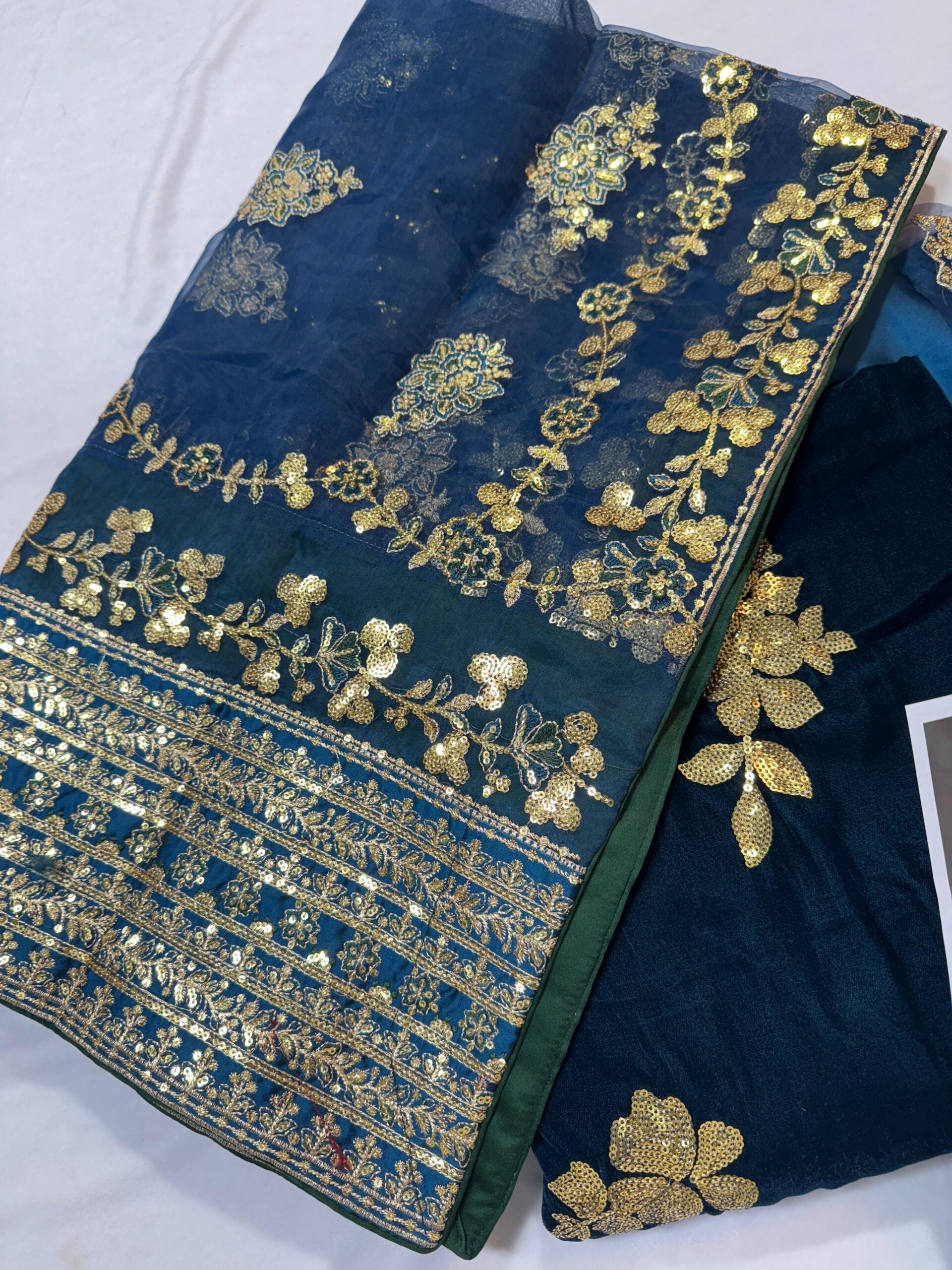 IZNIK TEAL VELVET