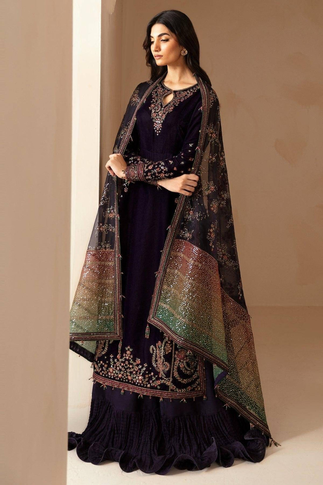 Jazmin plum & Multi shaded Velvet