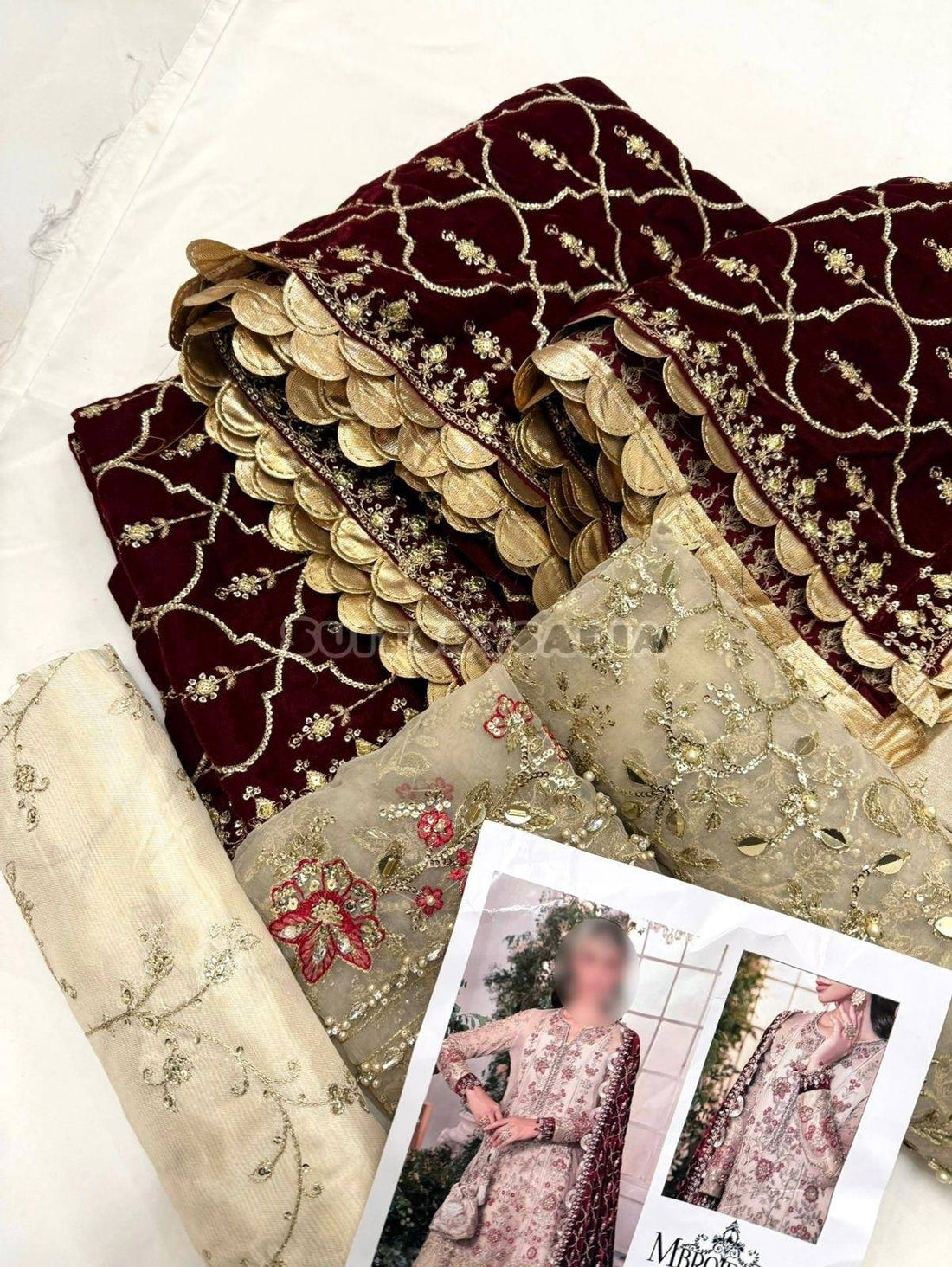 M.B Garara new (Velvet shawl)