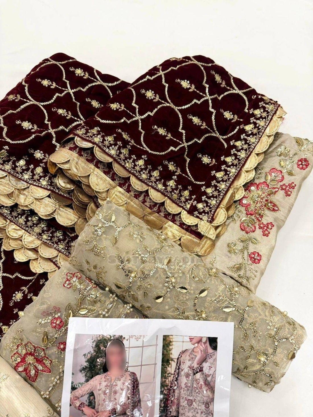 M.B Garara new (Velvet shawl)
