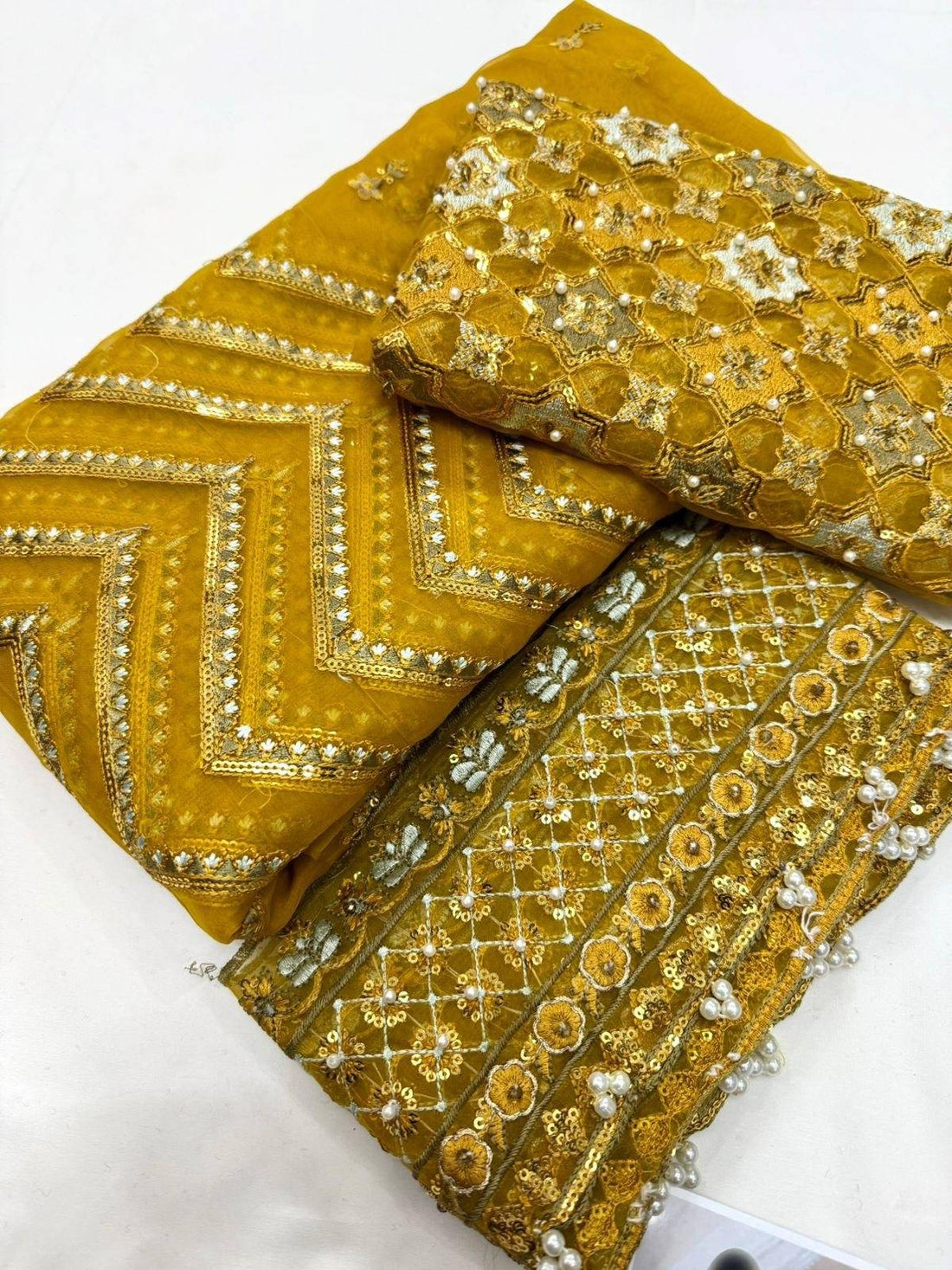 Akbar Aslam mayu/mehandi