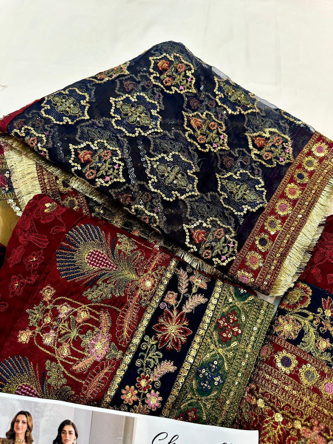 BAROQUE CHANTELLE RED BLUE