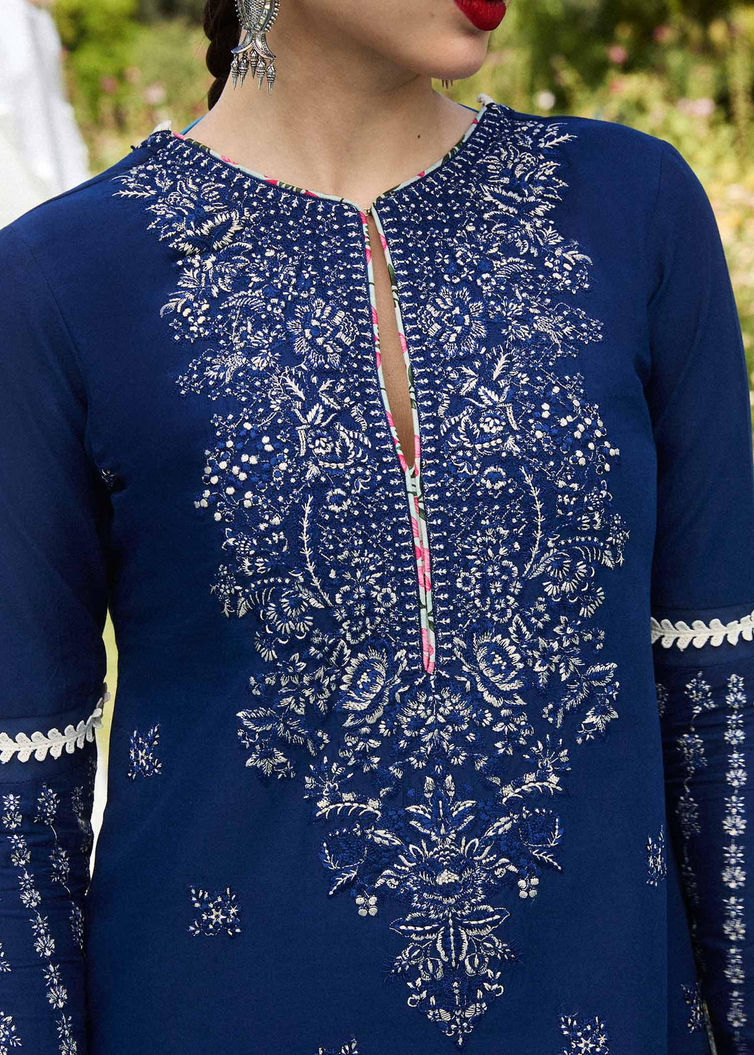 Huusain Rehar Lawn cyan