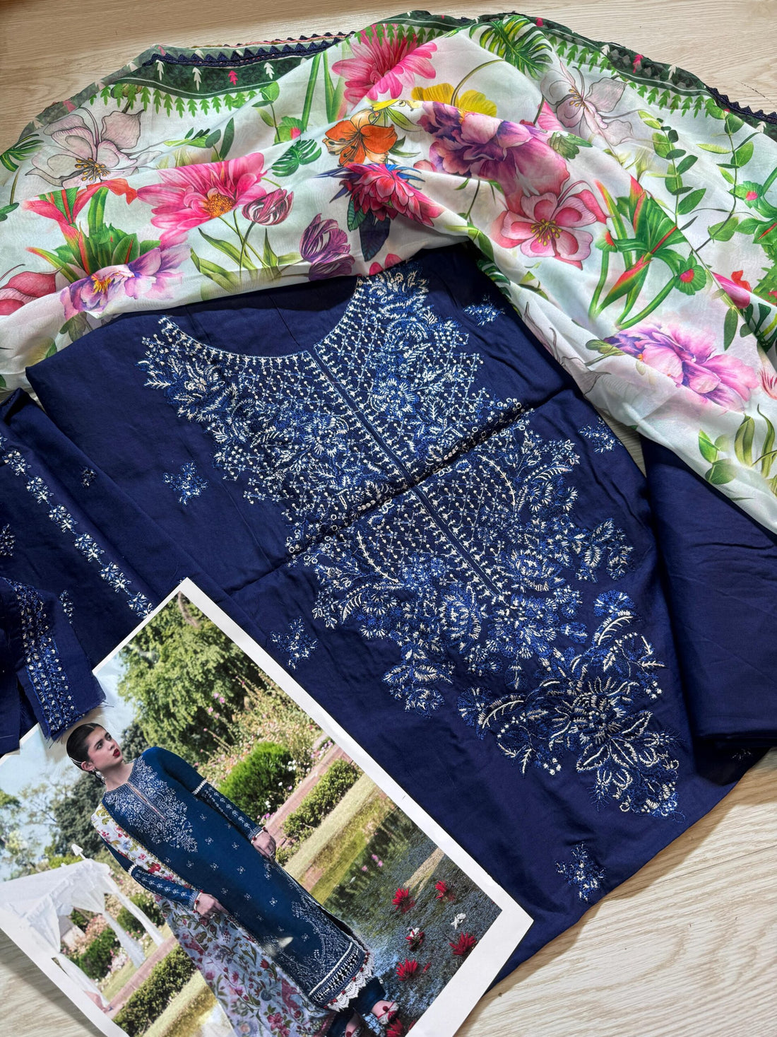 Huusain Rehar Lawn cyan