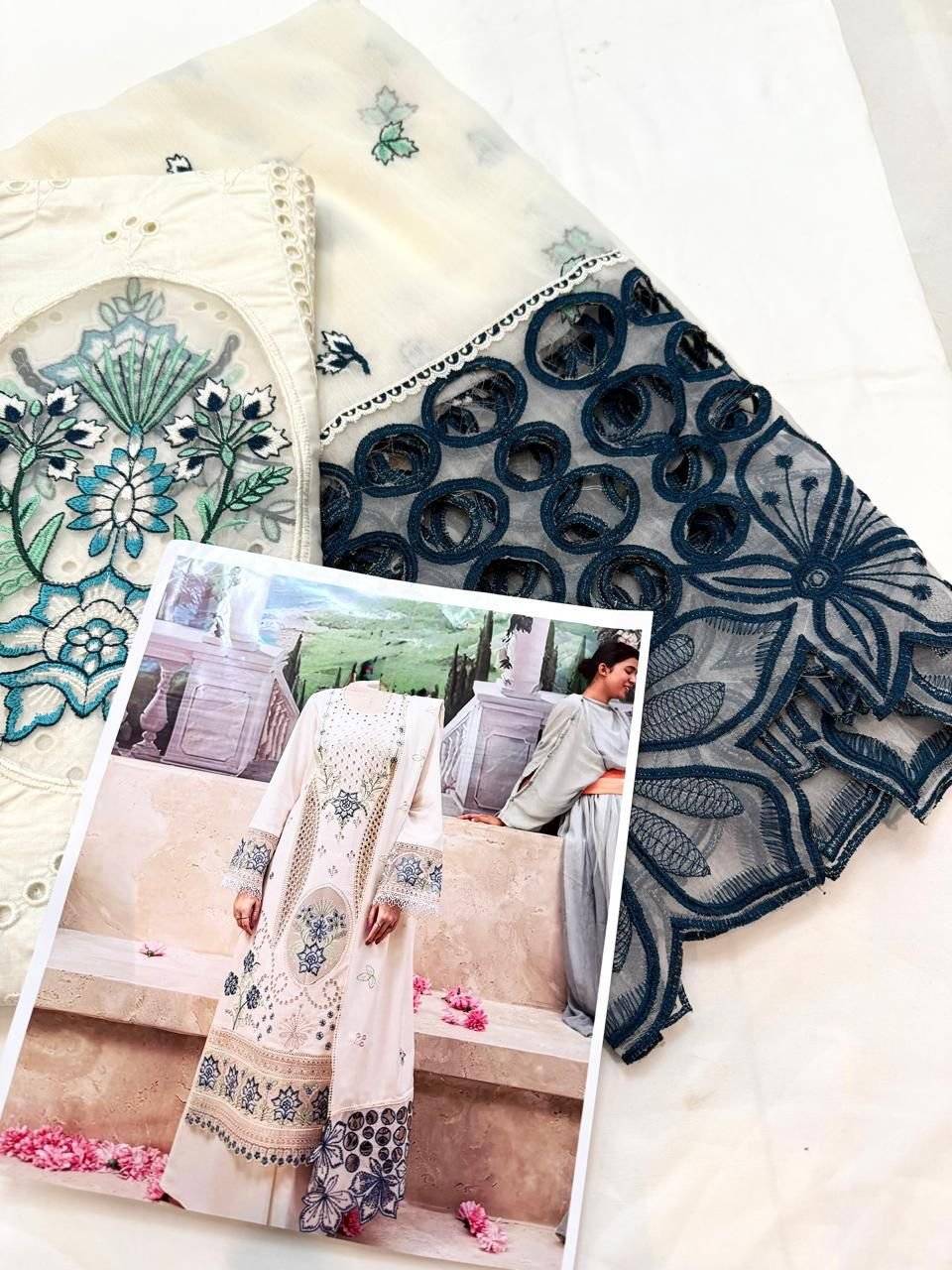 MAHNUR CECILIA LAWN