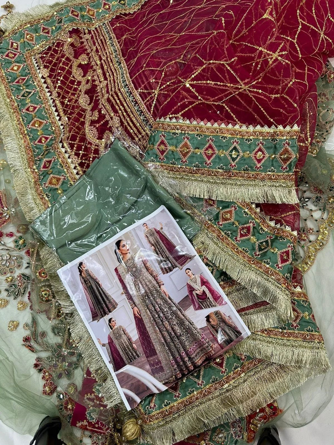 BAROQUE CHANTELLE MULTI PIE