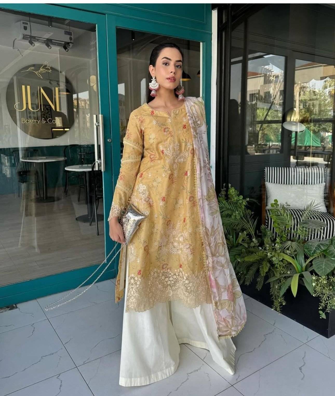 IZNIK LAWN Chilenkari lemon