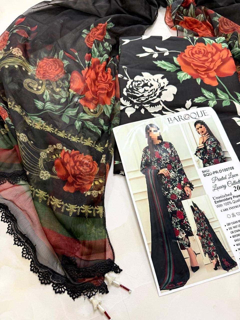 BAROQUE SWISS LAWN (black rose)