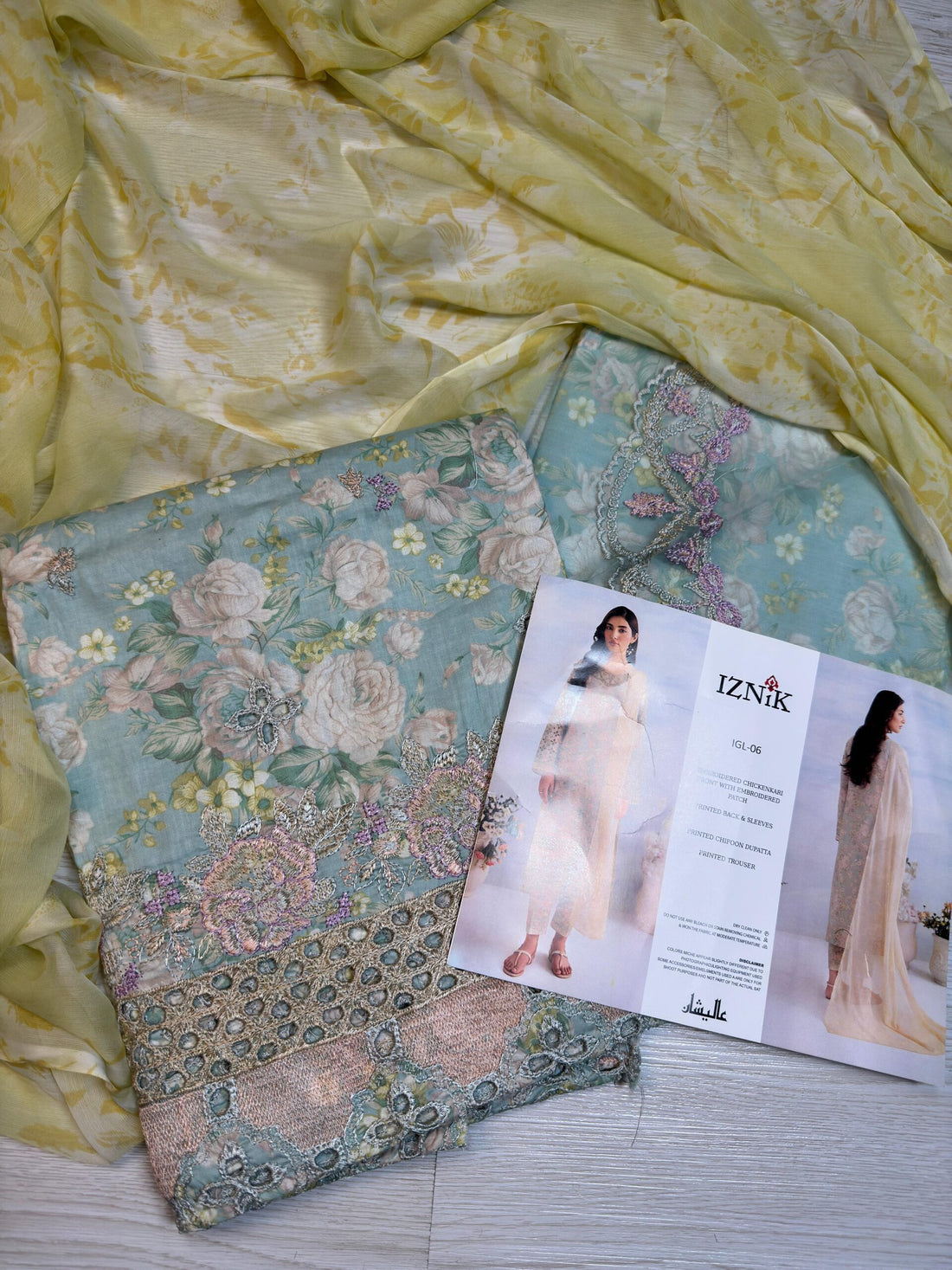 IZNIK LAWN - IGL06