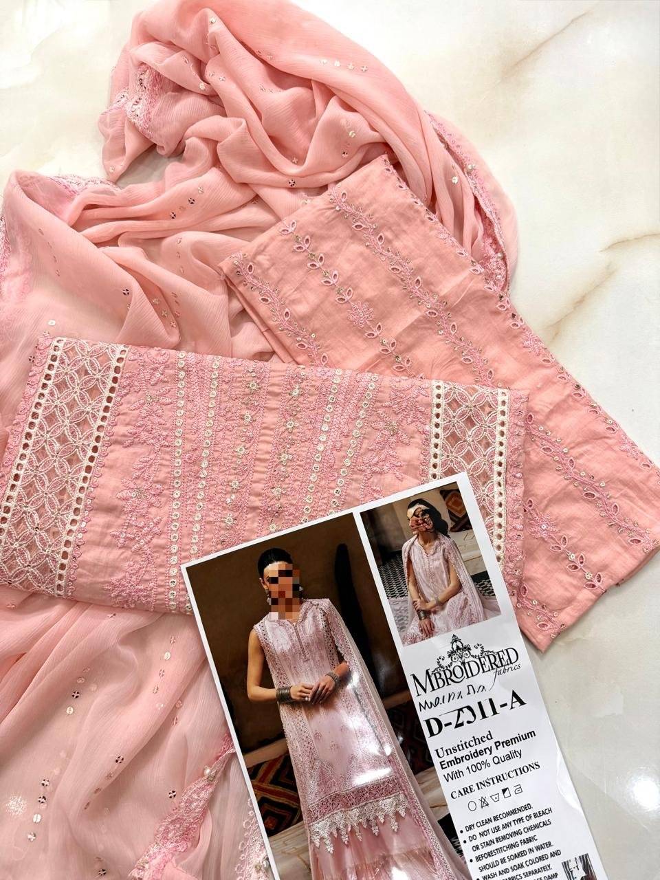 M.B lawn - Pink Palm