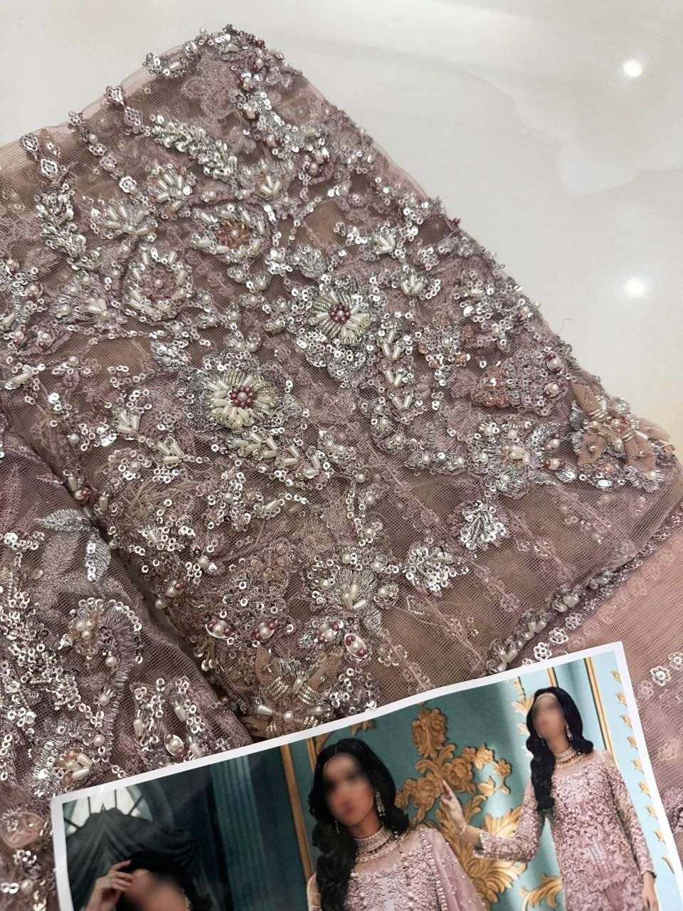 MUSHQ NOORE - Tpink