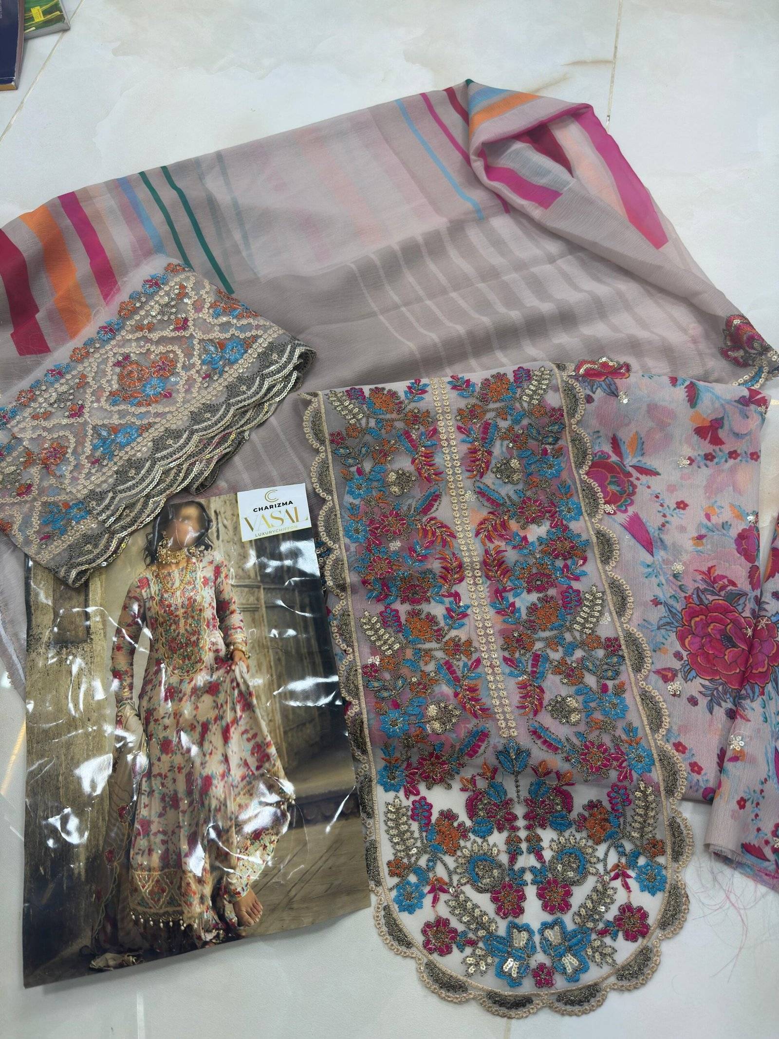 CHARIZMA VASAL CHIFFON
