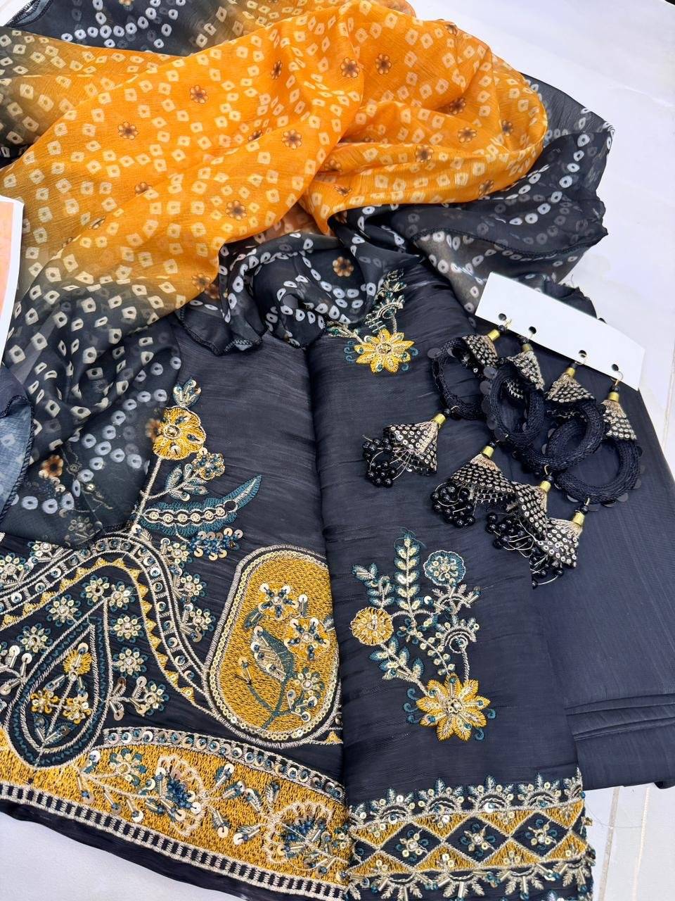 ELARA _ Lawa SILK