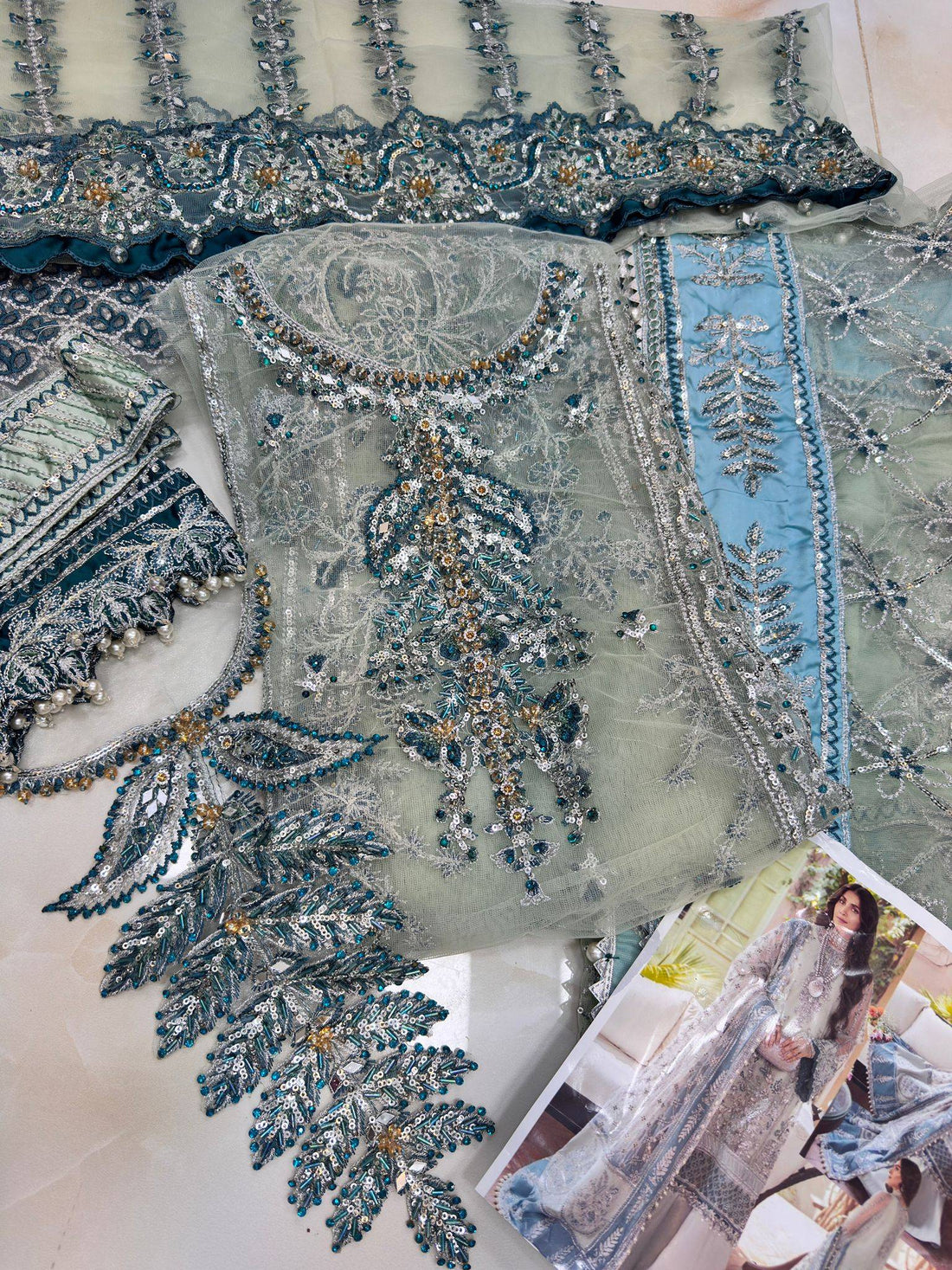 Afrozeh Hayyat Wedding Formals Embroidered 3Pc