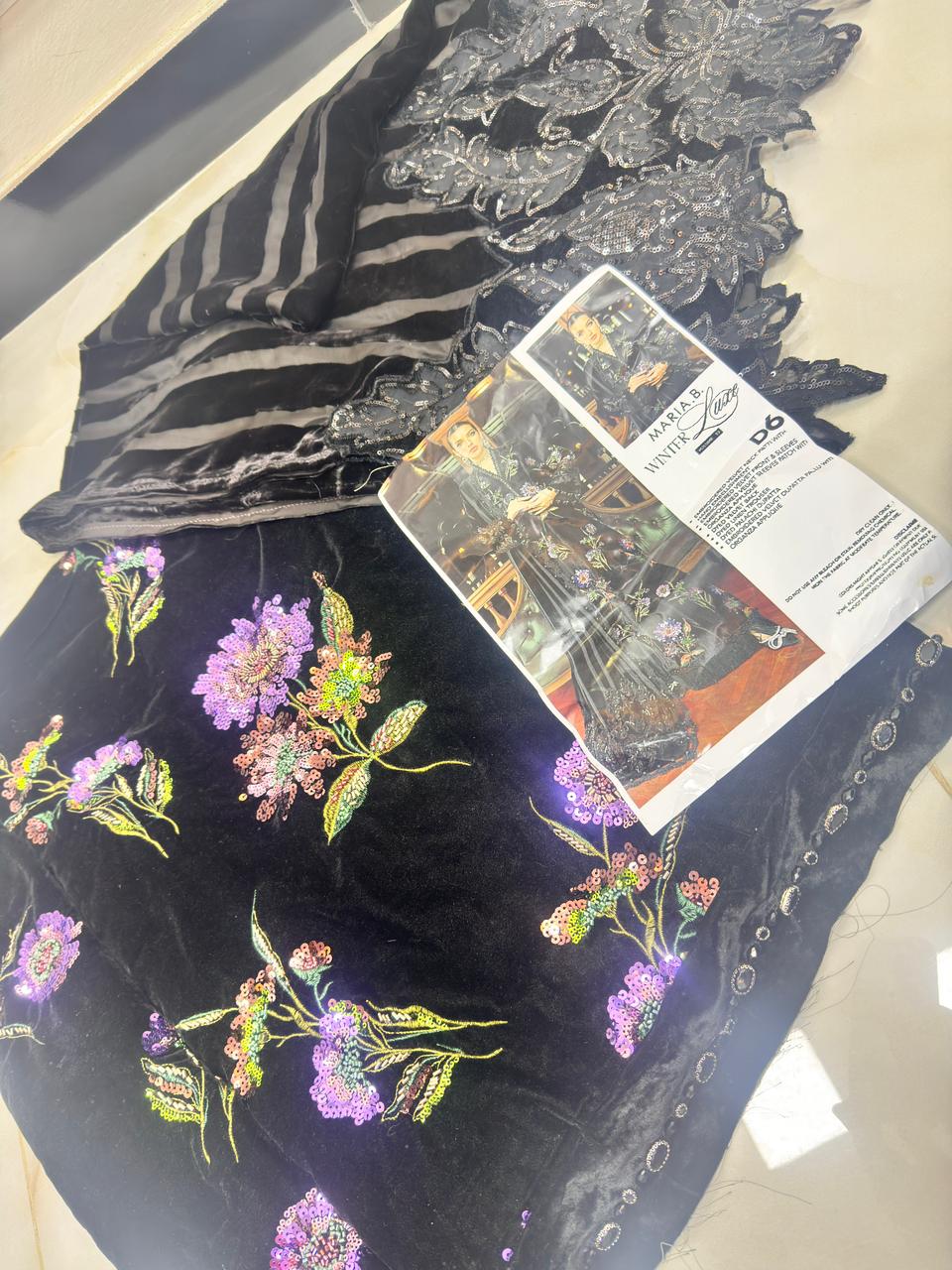 M.B Winter Luxe Embellish Velvet _ D6