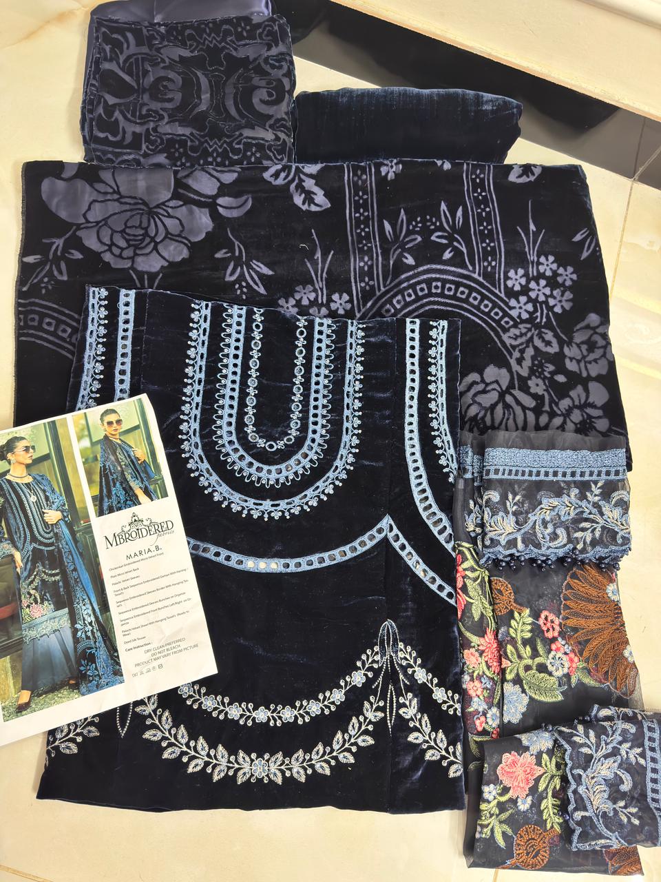 M.B | Luxe | Blues plachie