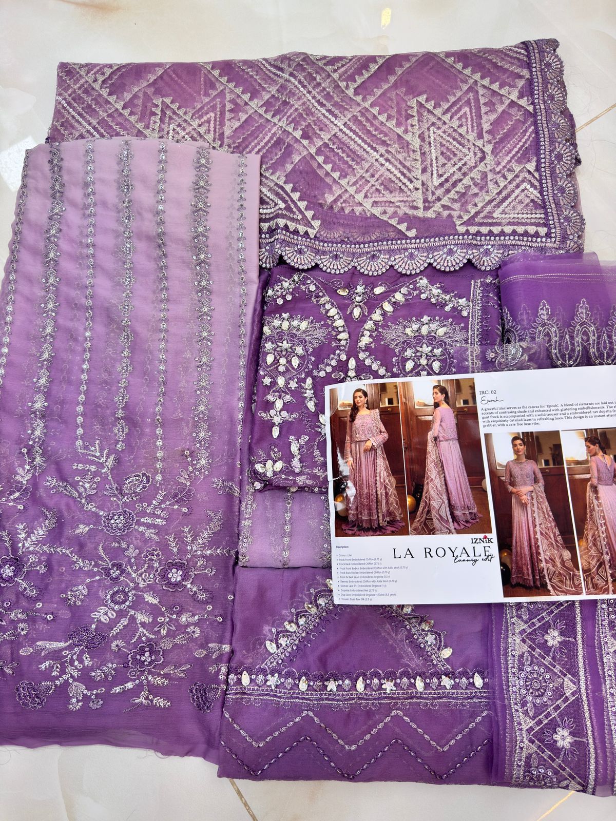 Iznik - La Royale - Lavender shades