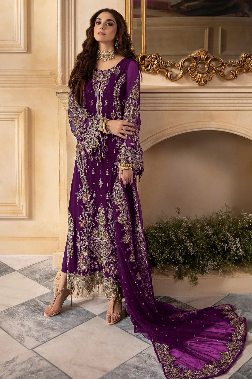 CHARIZMA - Maya in purple