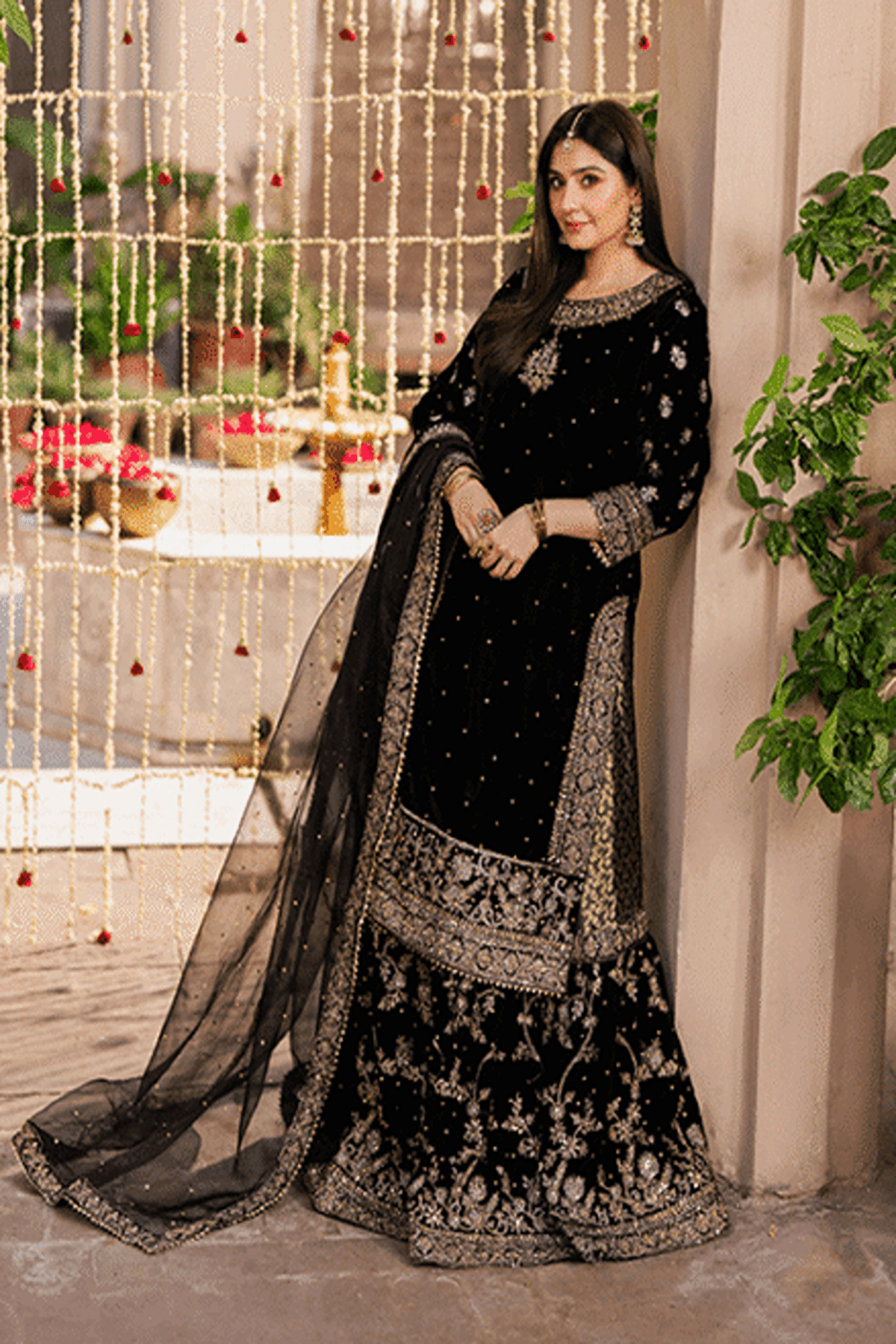 Haseen’s - Velvet Durefishan gold