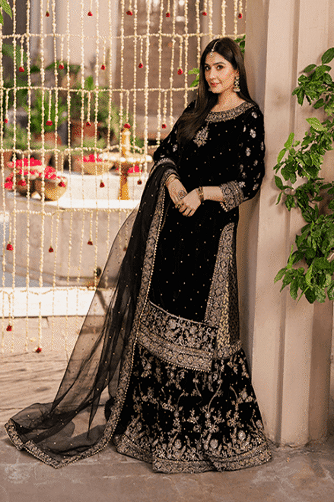 Haseen’s - Velvet Durefishan gold