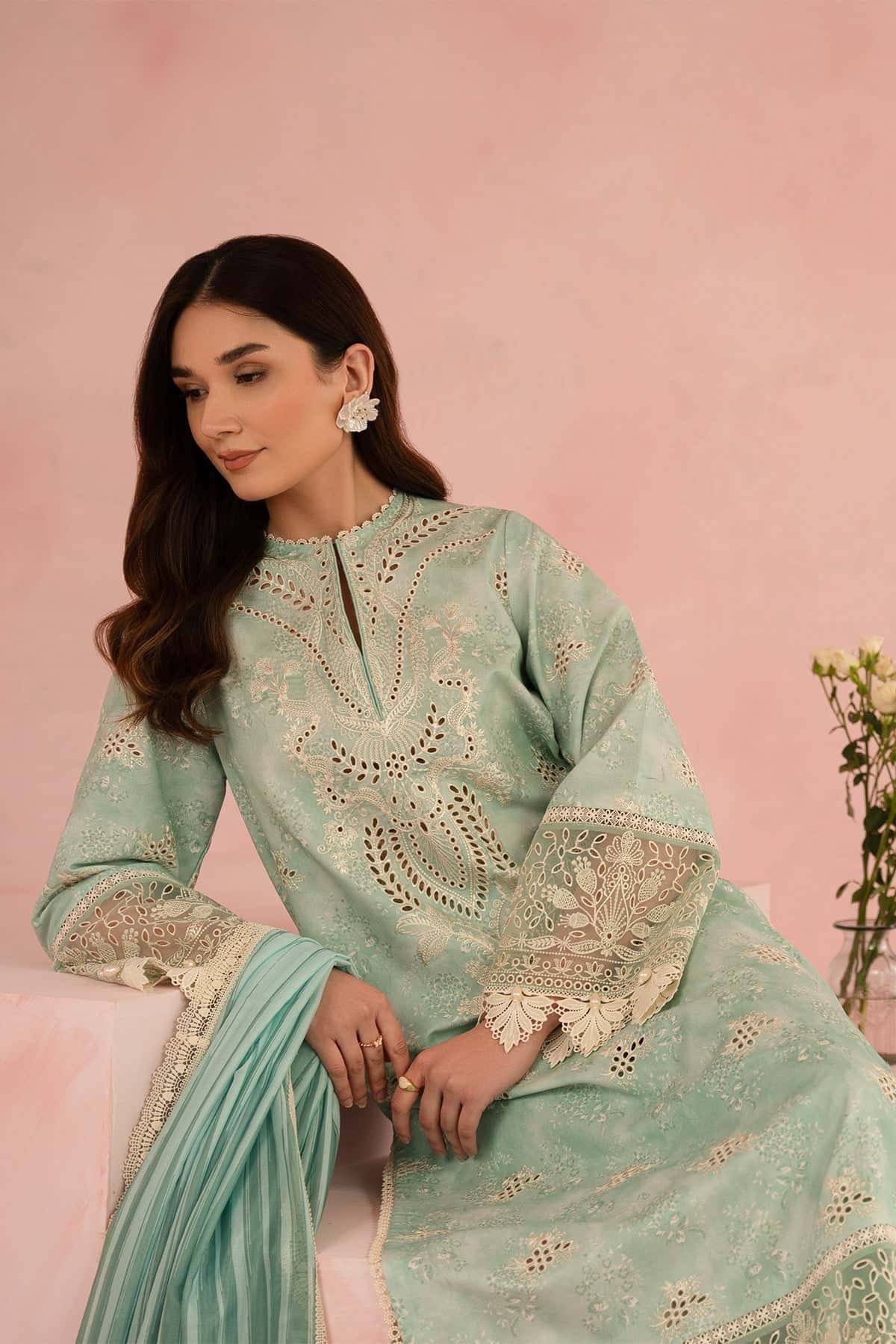 AFROZEH LAWN - FLORAL TOUCH