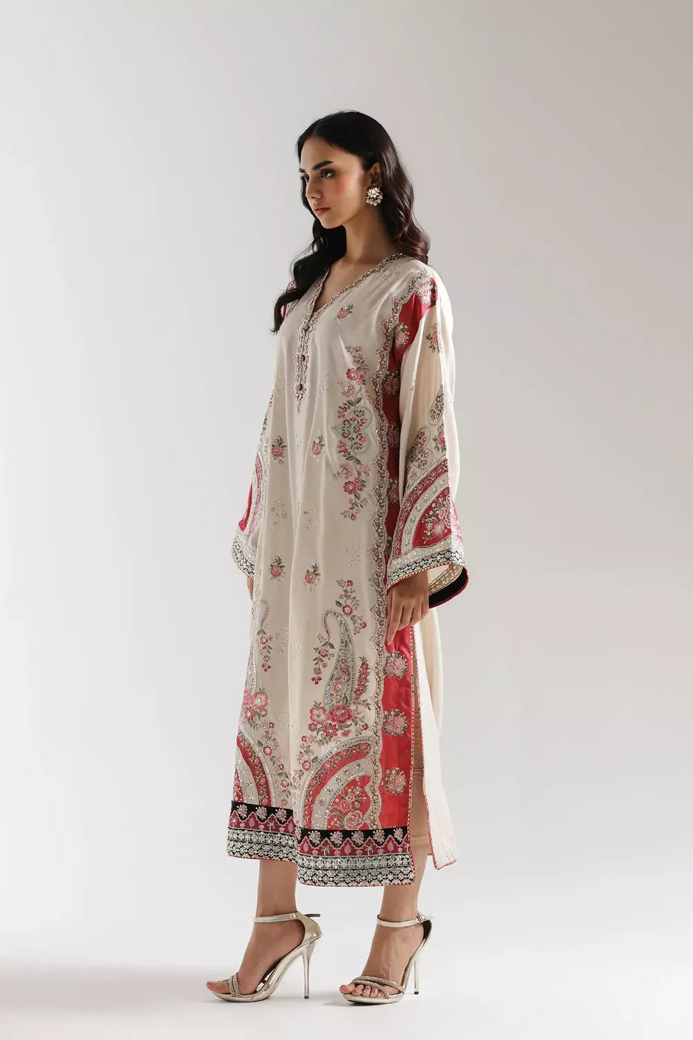 Ethnc - Ivory kaftan