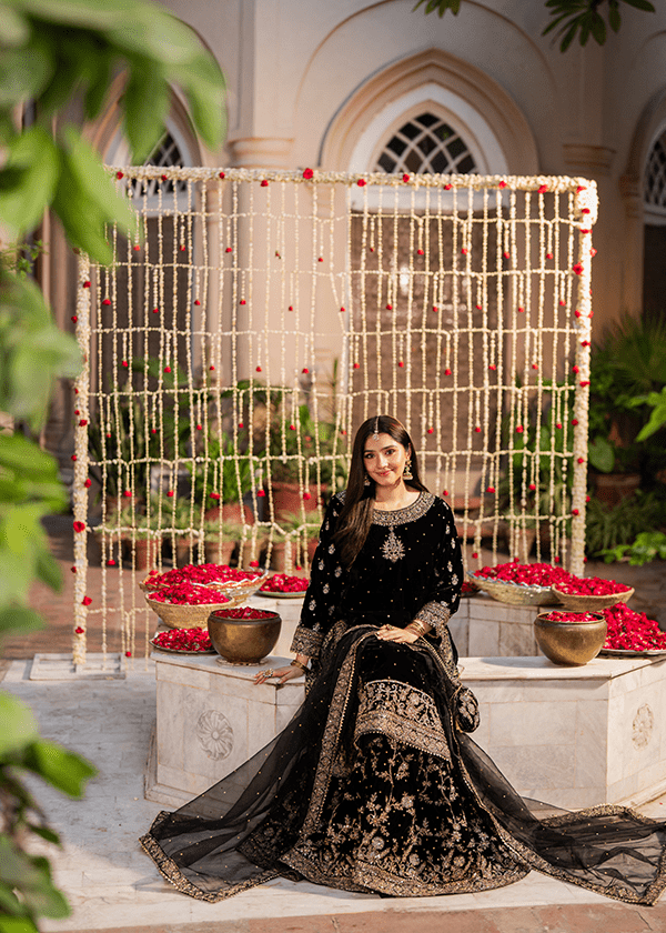 Haseen’s - Velvet Durefishan gold