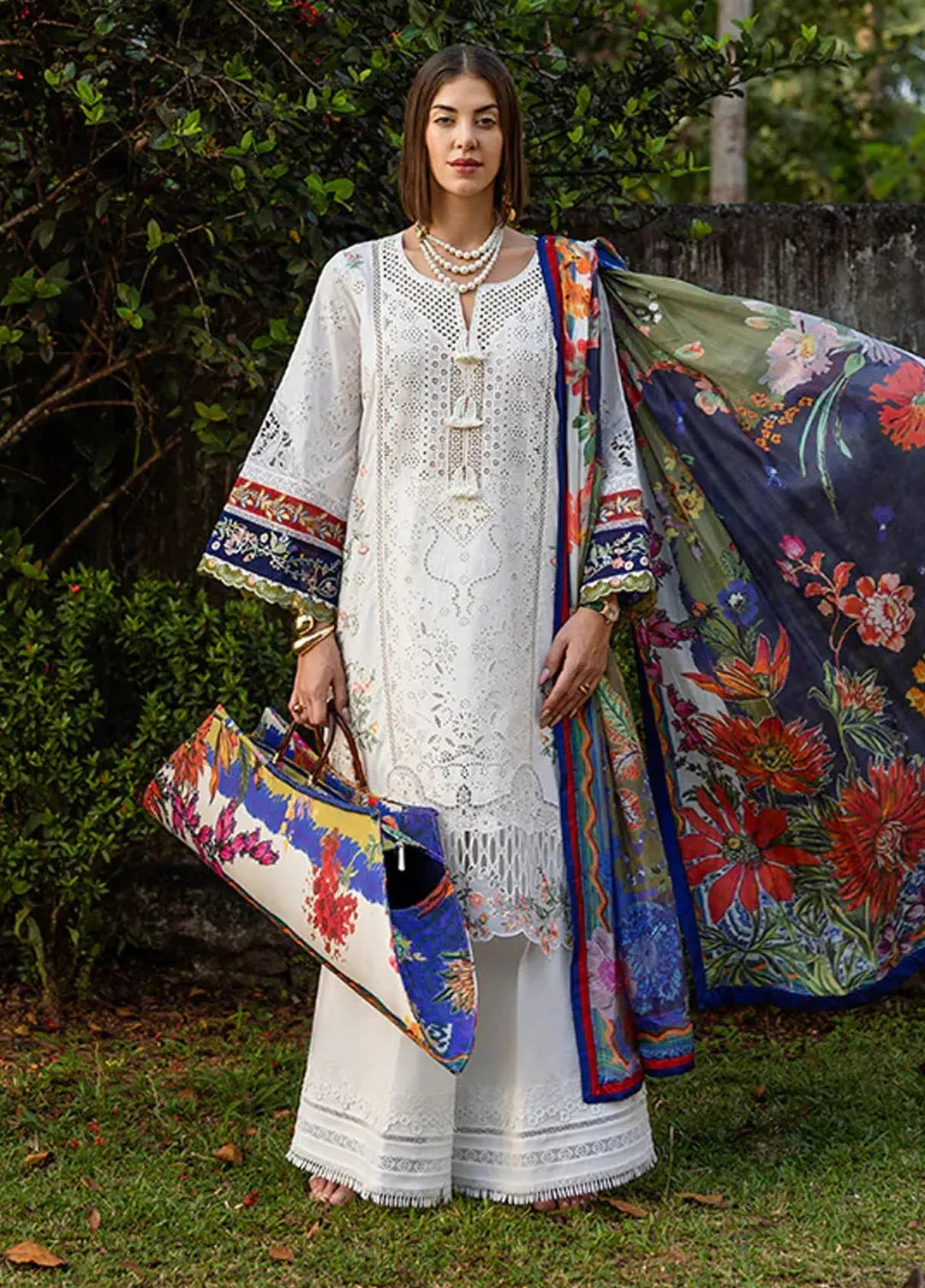 Mon Tresor by Esmel Embroidered Lawn