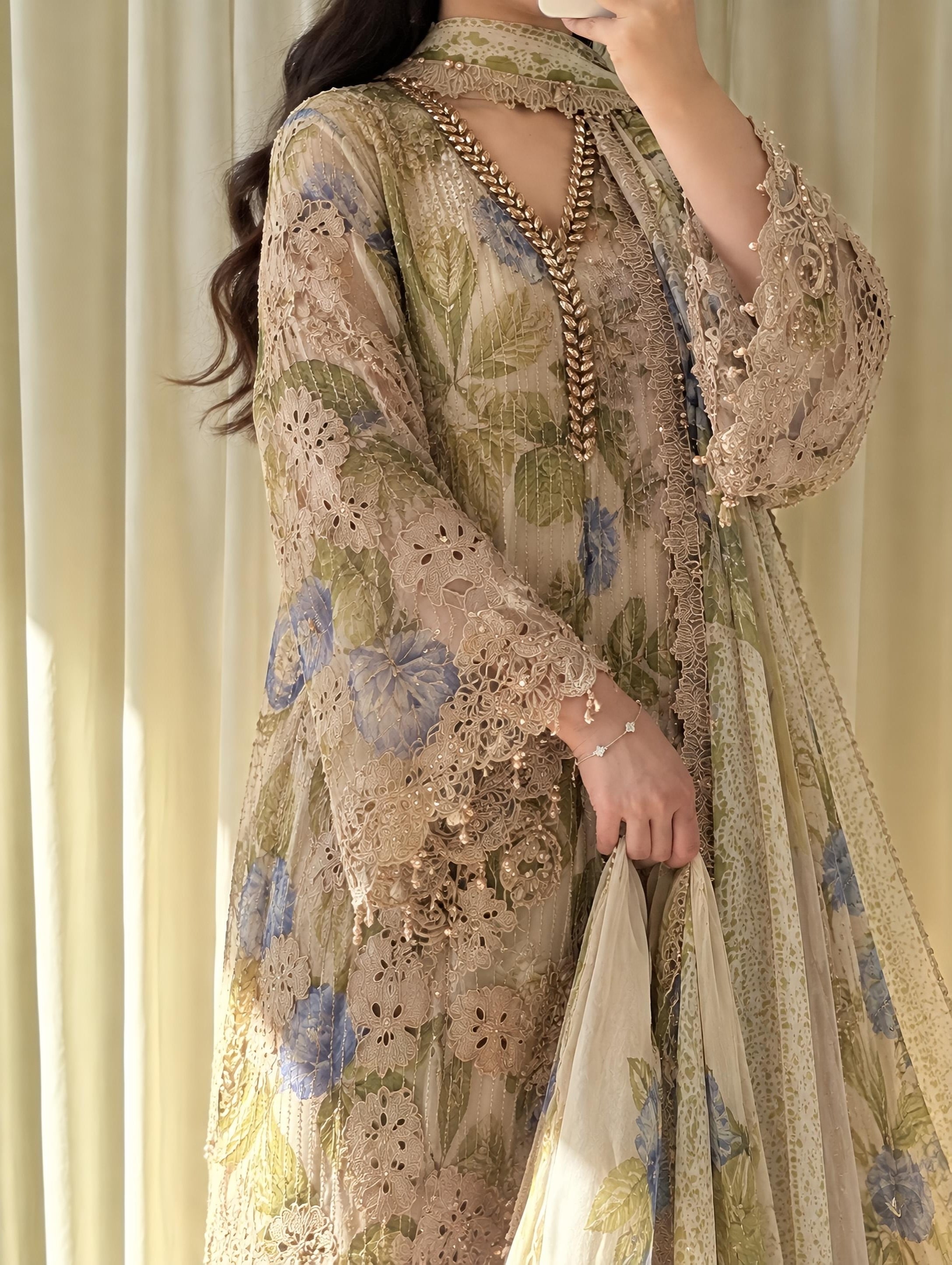 Warm beige - Chiffon Tea