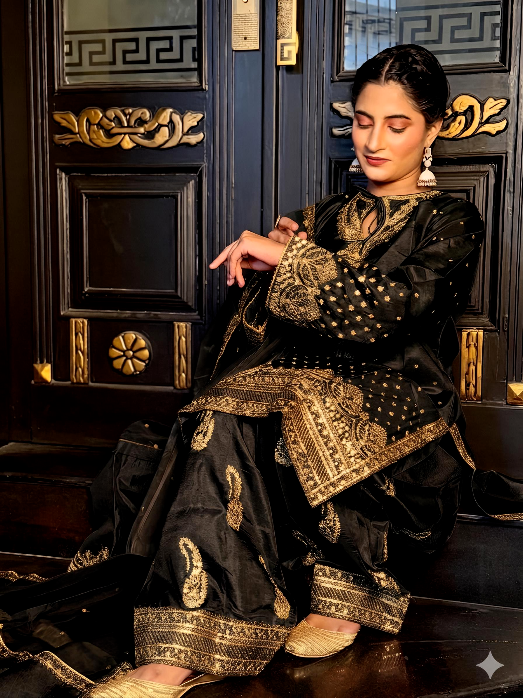 Farshi black gold