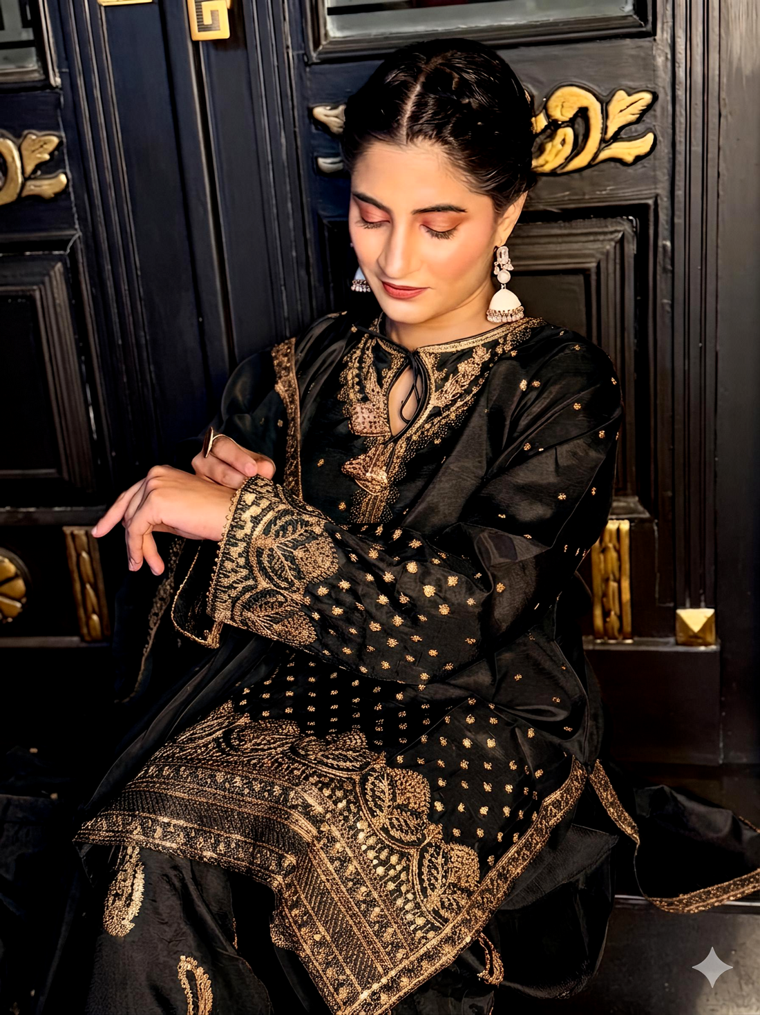 Farshi black gold