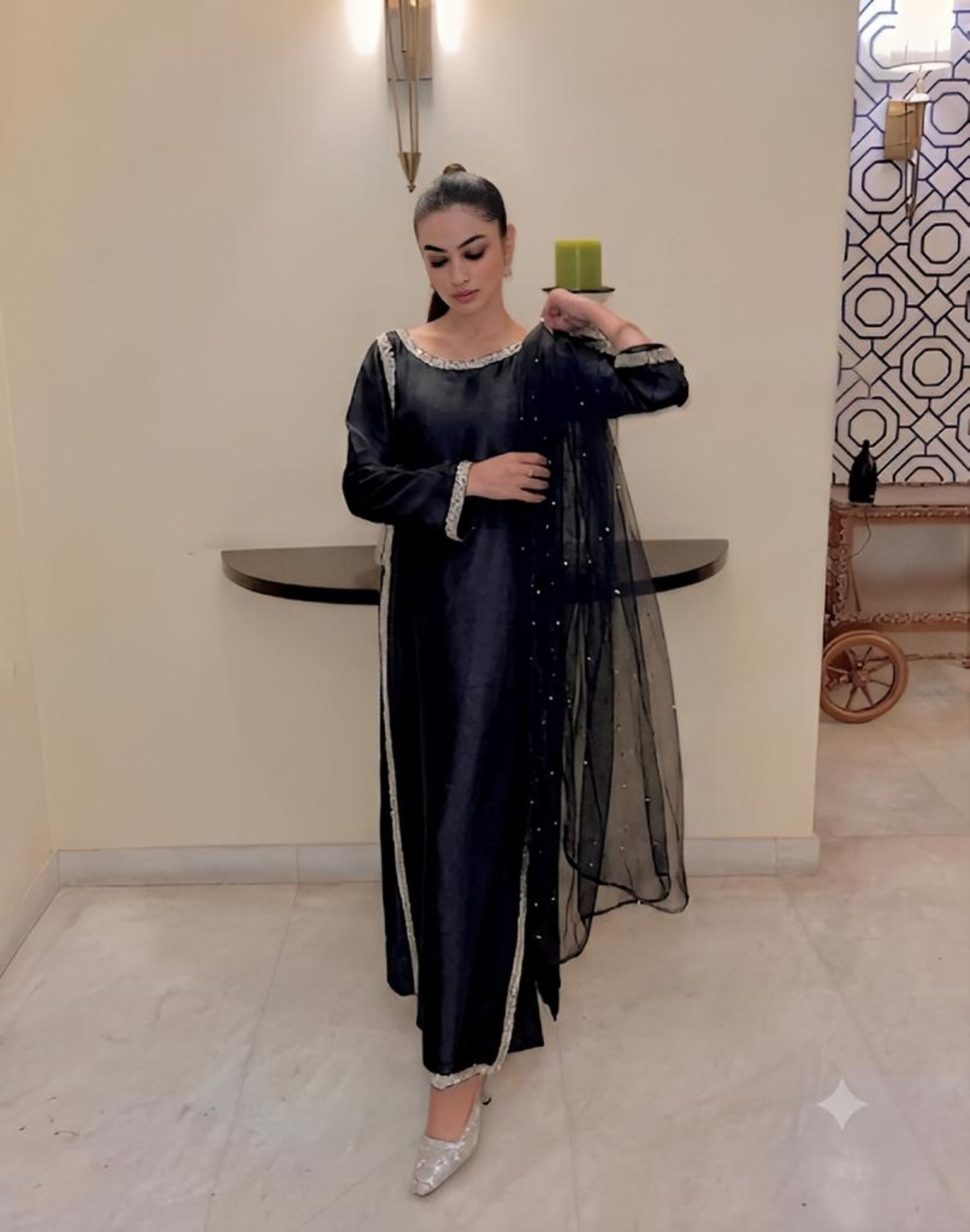 SHEESHA SILK BLACK HANIA AMIR TREND