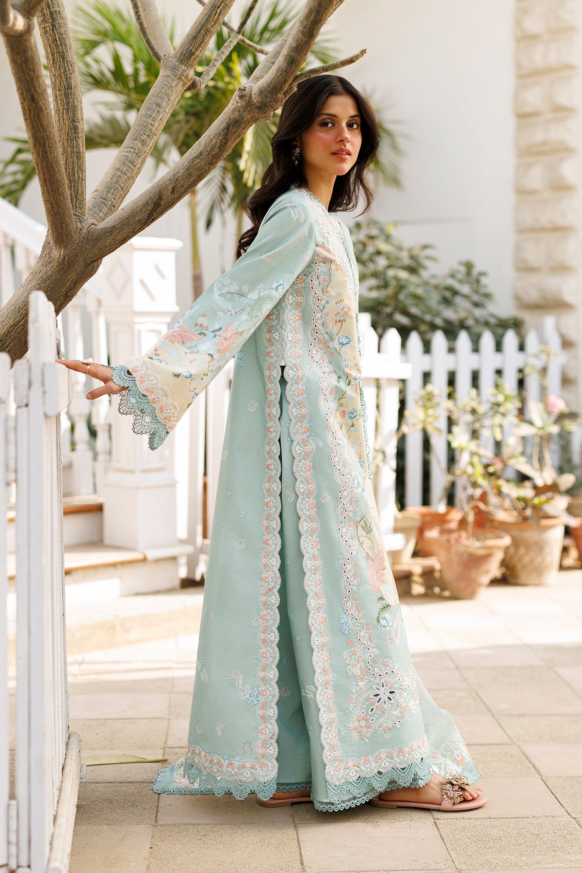 Afrozeh - selea lawn