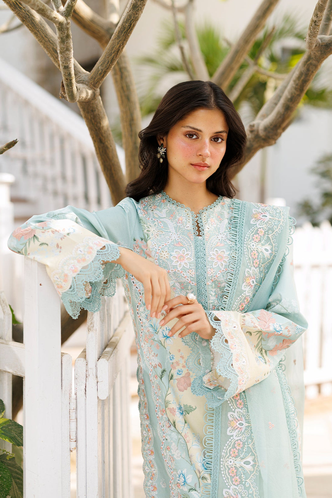Afrozeh - selea lawn